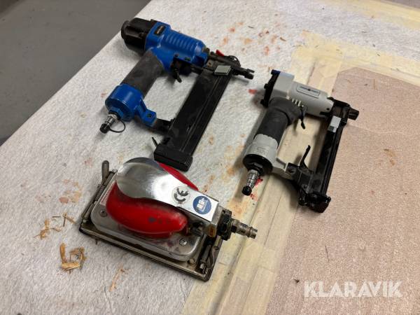 Klammerpistoler och slipmaskin