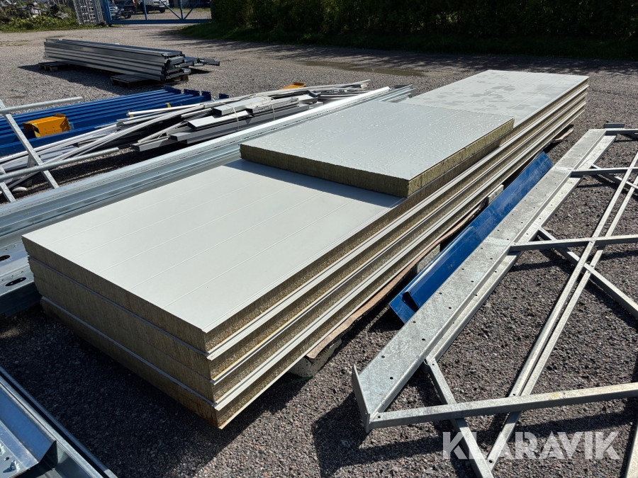 Sandwichpanel 4 st ca 29 m2