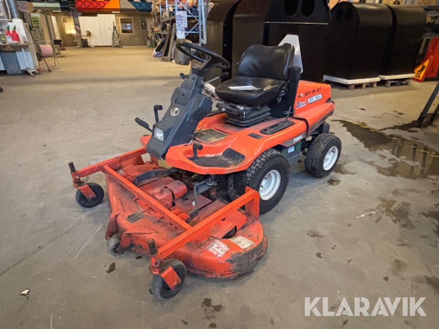 Åkgräsklippare Kubota F1900 E med vagn