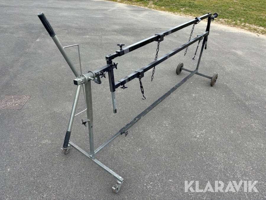 Ställbar vagn för lackering