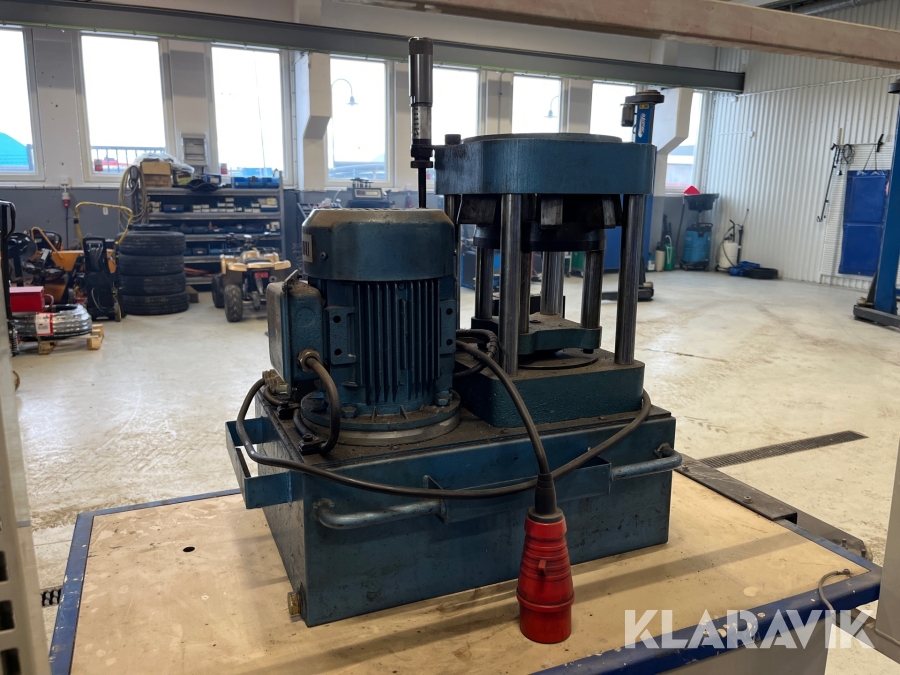 Hydraulpress Gates hydraulics K7003, Köping, Klaravik auktio