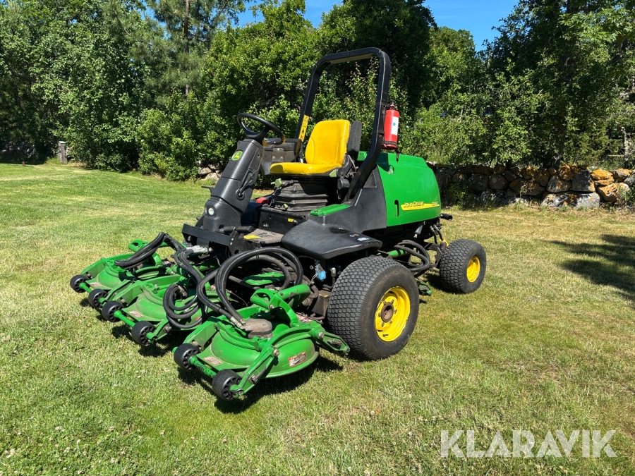 Gräsklippare John Deere 3245C