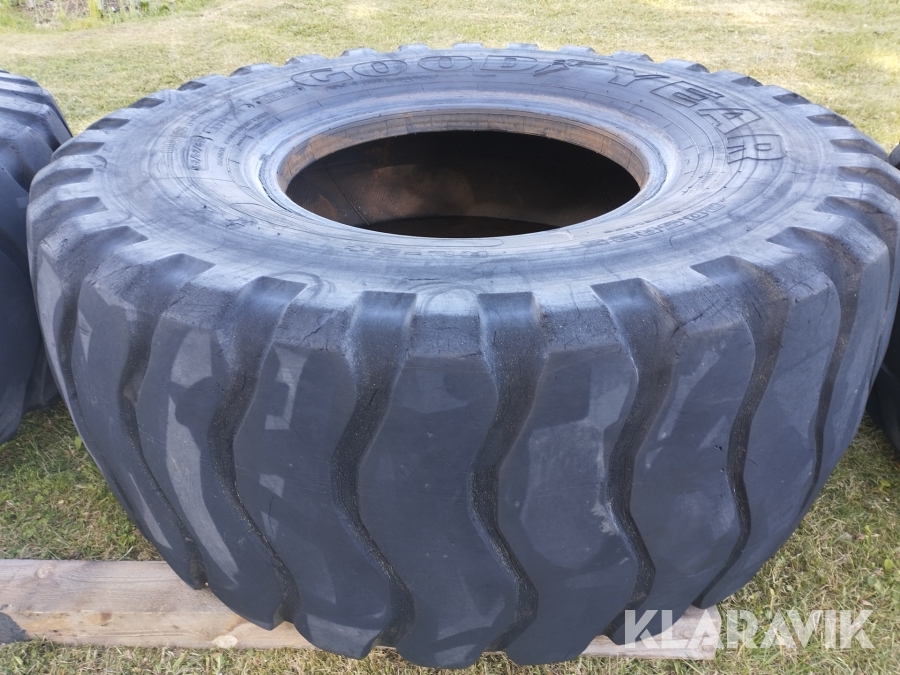 Entreprenaddäck Goodyear 20.5 R25 1st