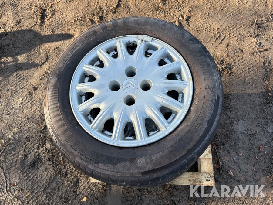 Däck Yokahama A.drive 205/65 R15