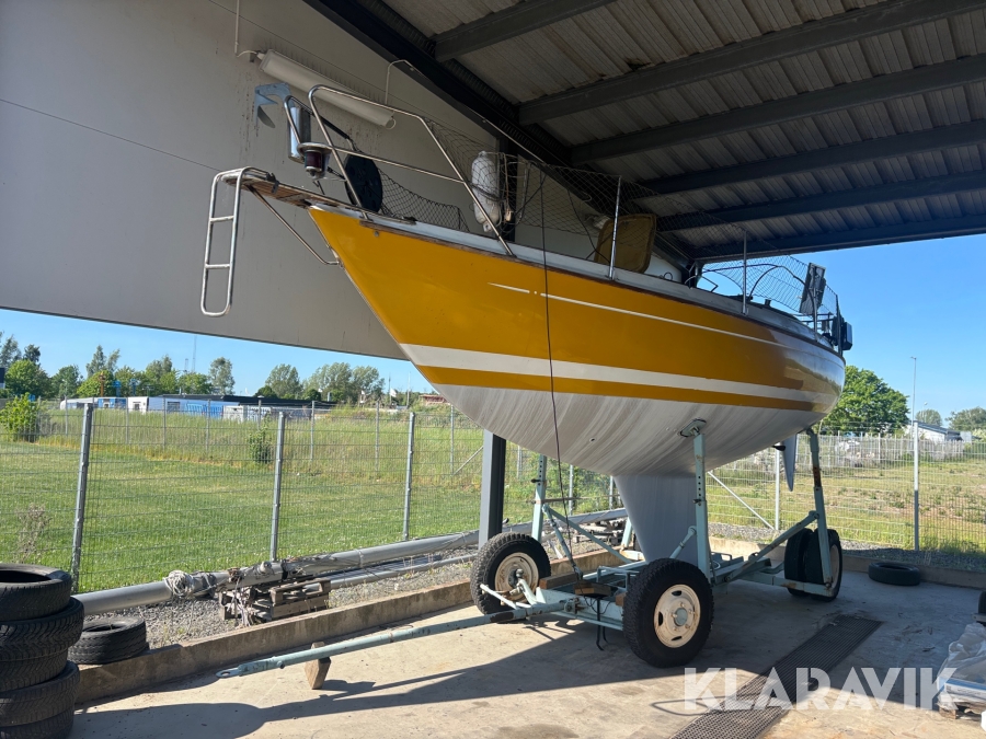 Segelbåt Boström B31