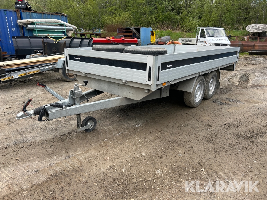 Personbilssläp Brenderup 5375 högbyggd med multifunktion