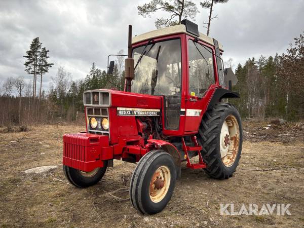 Traktor International 485 XL