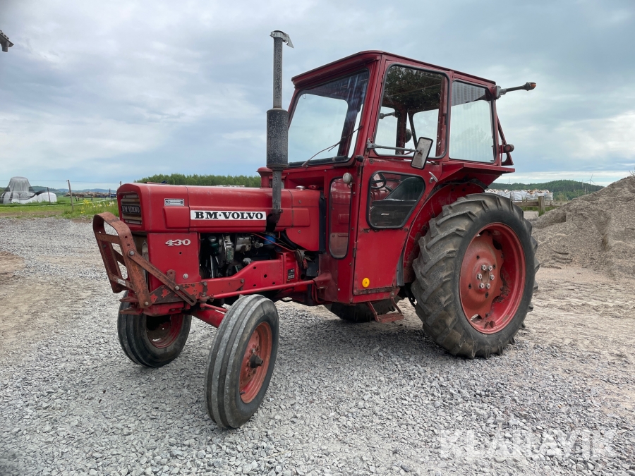 Traktor Volvo BM430