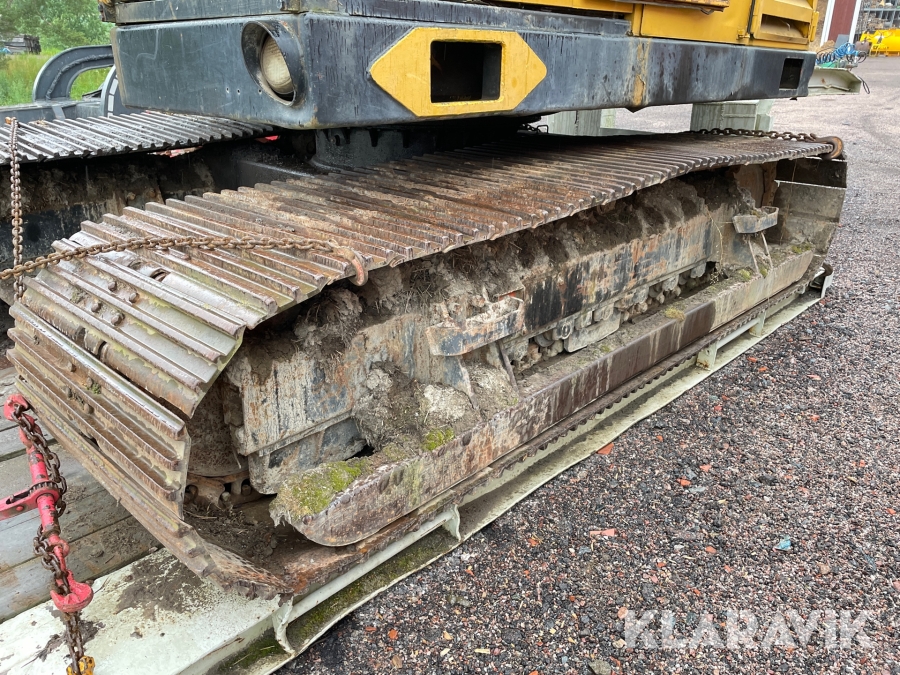 Grävmaskin Åkerman H7B med maskintrailer