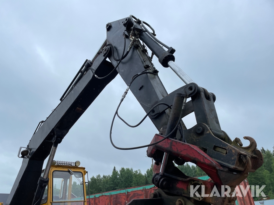 Grävmaskin Åkerman H7B med maskintrailer