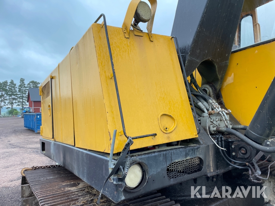 Grävmaskin Åkerman H7B med maskintrailer