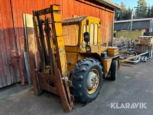 Truck Massey-Ferguson