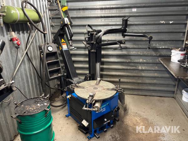 Däckmaskin Hofmann Monty 3300 GP Racing 3PH med hjälparmar och shockluftning