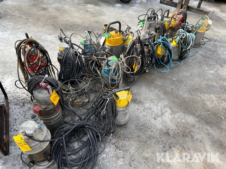 Diverse dränkpumpar 18st