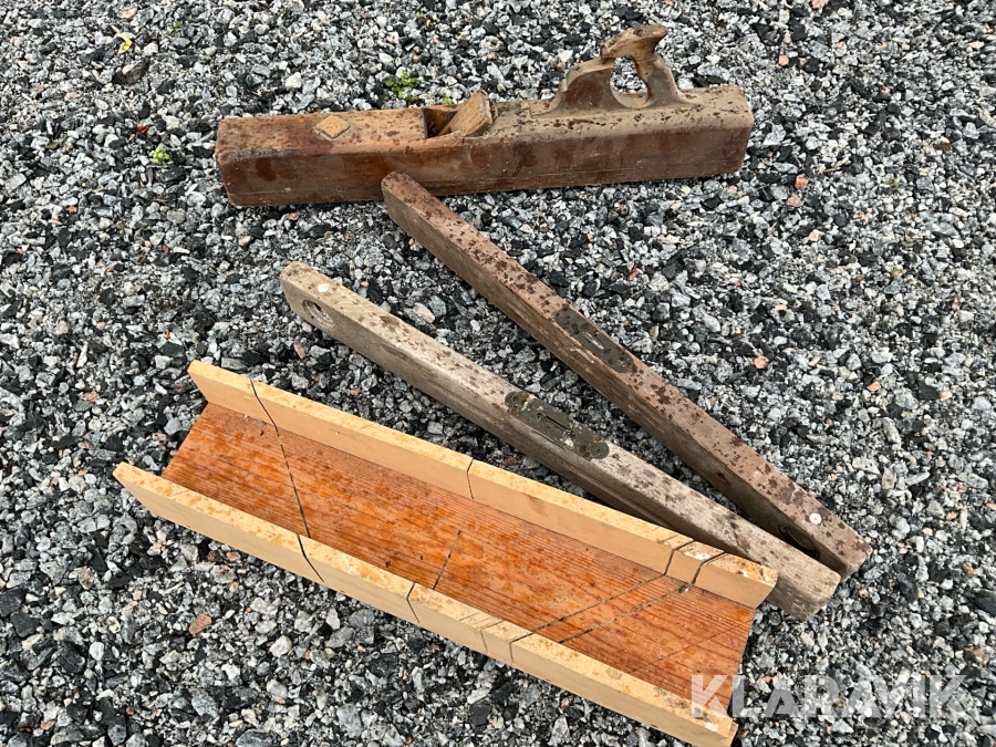 Rubank, vattenpass och gerlåda