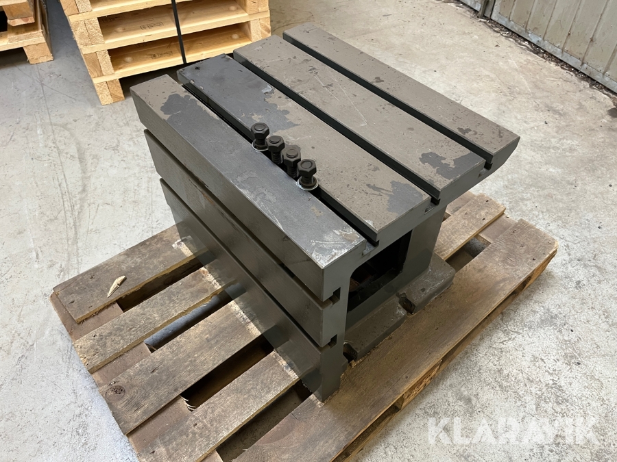 Maskinbord för radialborrmaskin