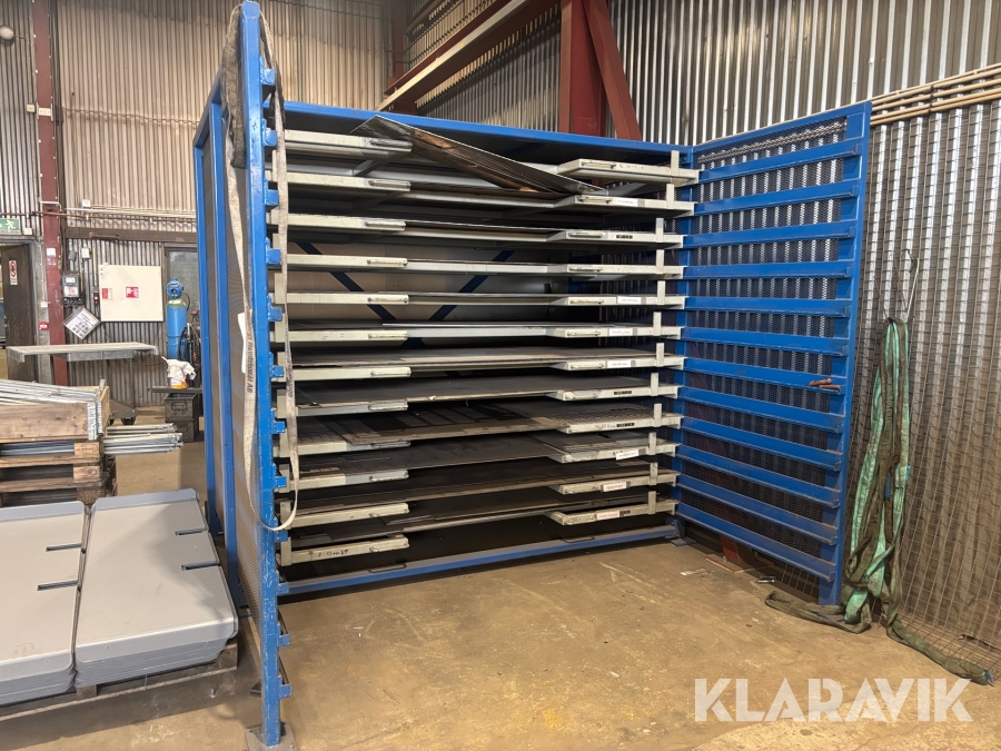 Materialställ för plåtar / plåthylla