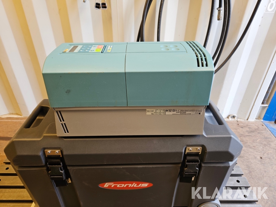 Frekvensomriktare Eurotherm 690AC+ 609P 0150 400 011 UK 0000 BO 00