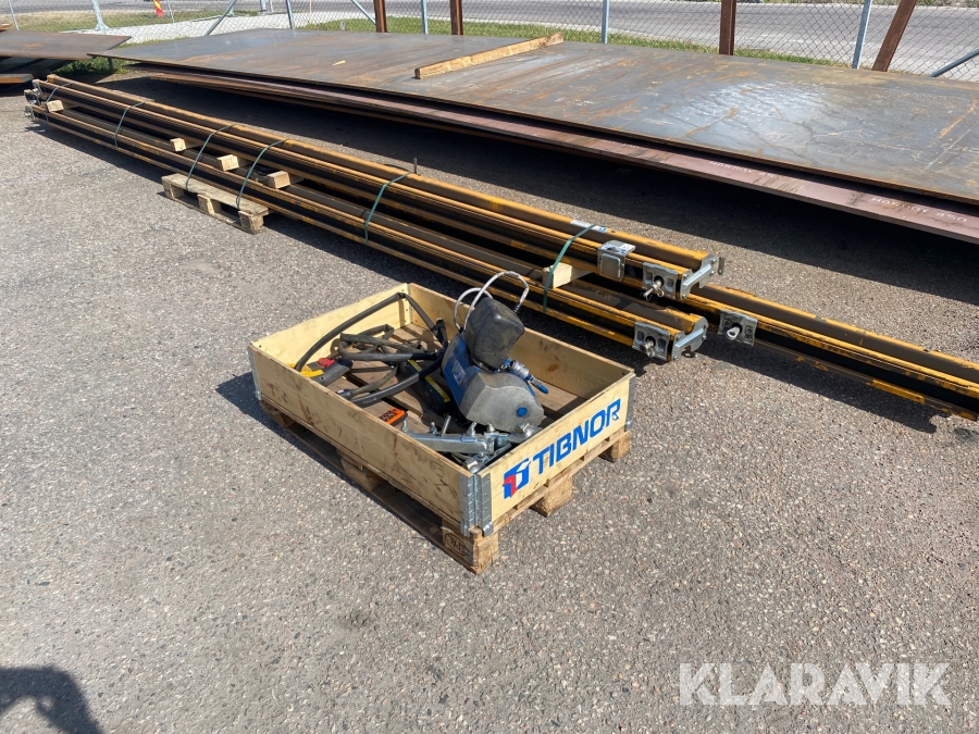 Enbalkstravers  Abus  500kg med radistyrd telfer 