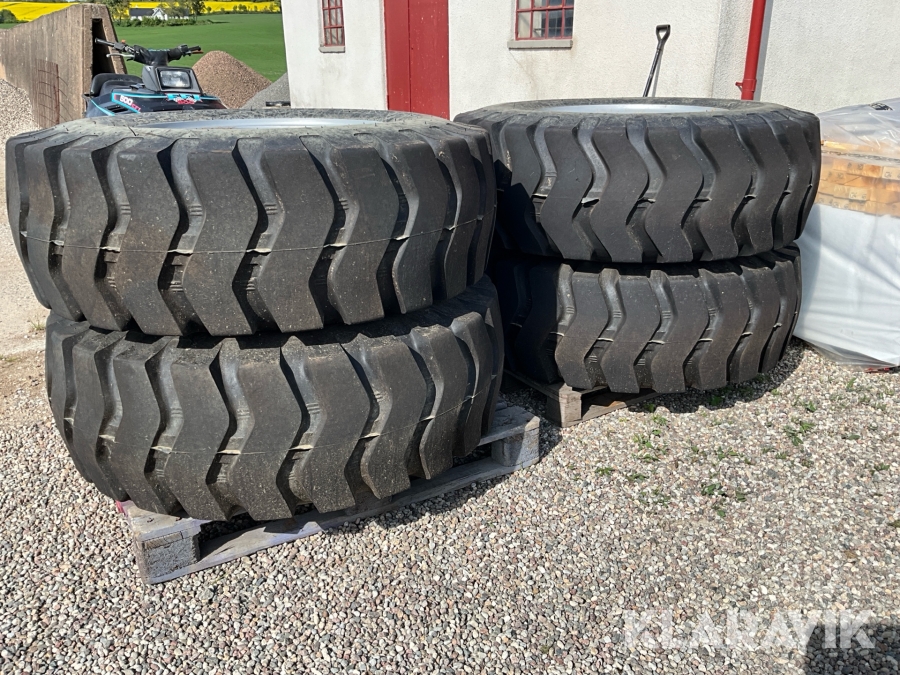 Entreprenadhjul 17,5-25 20PR 4st