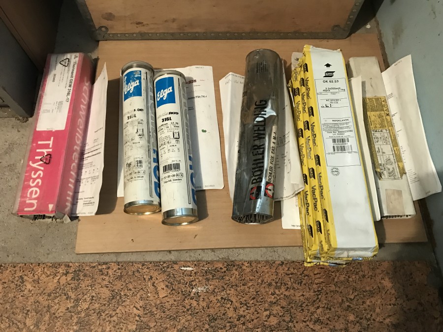 Rostfria svetspinnar