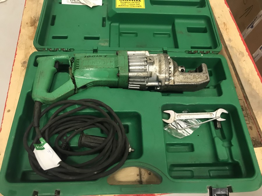 Armeringsklipp / Papegoja