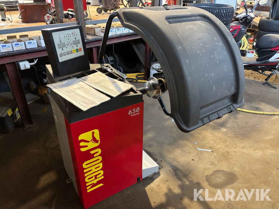 Däckbalanseringsmaskin Corghi 650 Proline