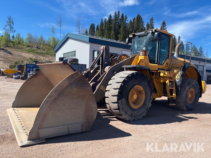 Hjullastare Volvo L180G med skopa
