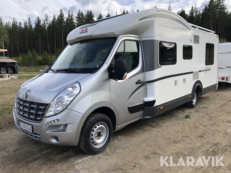 Husbil Renault Adria Matrix Supreme M 677 SC  