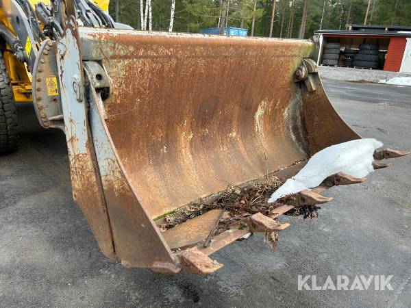Kombiskopa Volvo 0,65 m3