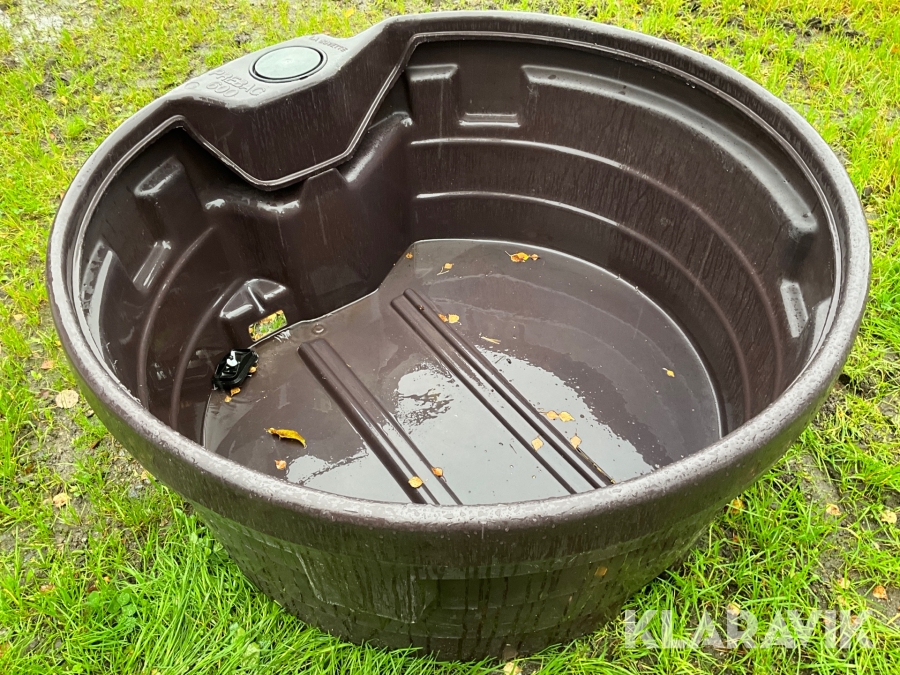 Vattenkar i plast Preback 600, Huddinge, Klaravik auktioner