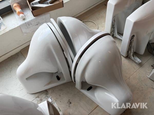 WC - stol, vägghängd 3 st