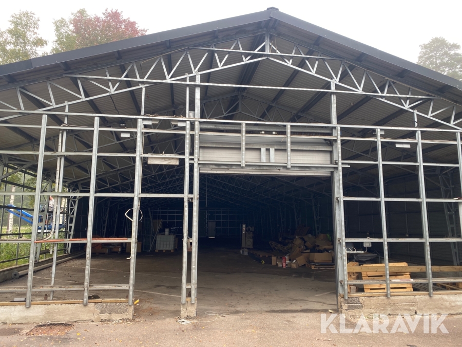 Stålhall 40x15m med portar