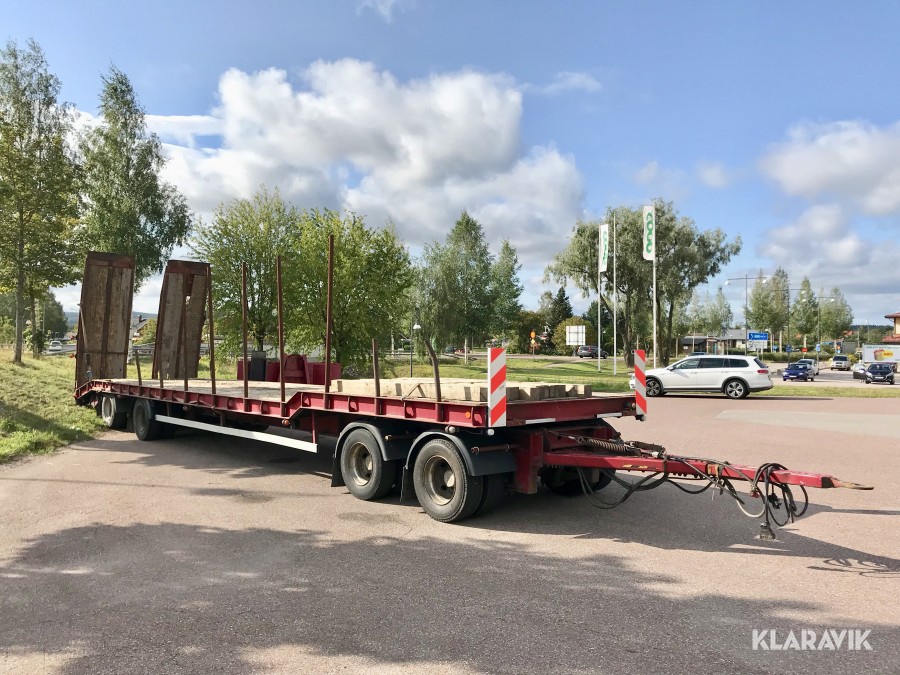 4 - axlad maskinvagn