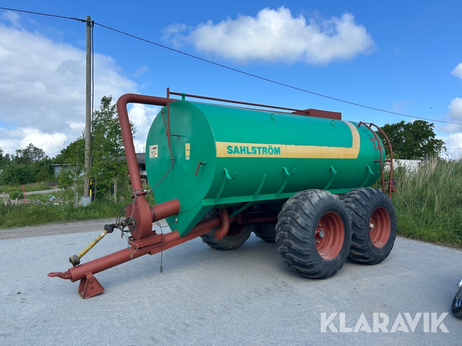 Vattentunna Sahlström 12 kubik med pump