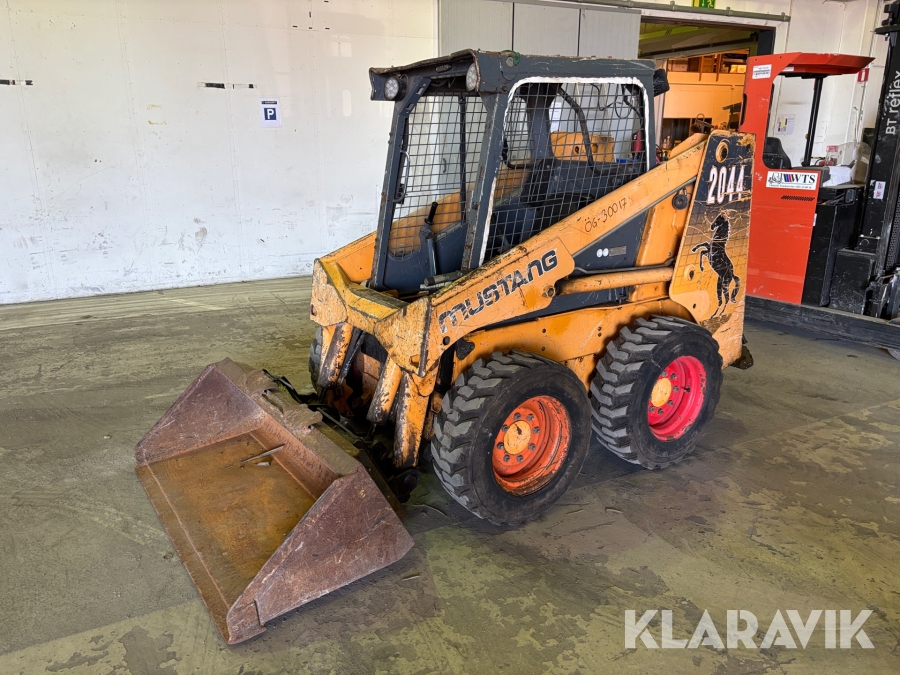 Kompaktlastare Mustang 2044