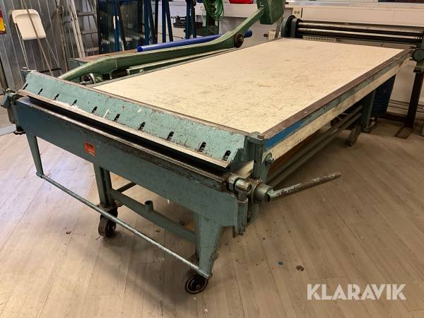 Kantvik med bord Cidans UBL 1350