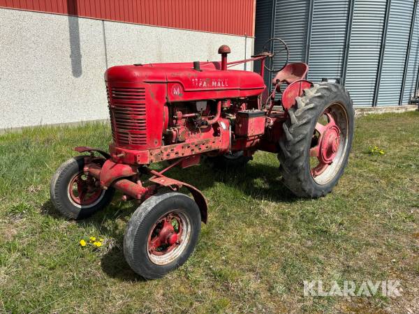 Veterantraktor IH Farmall M