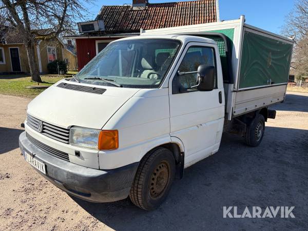 Pickup Volkswagen Transporter med kåpa