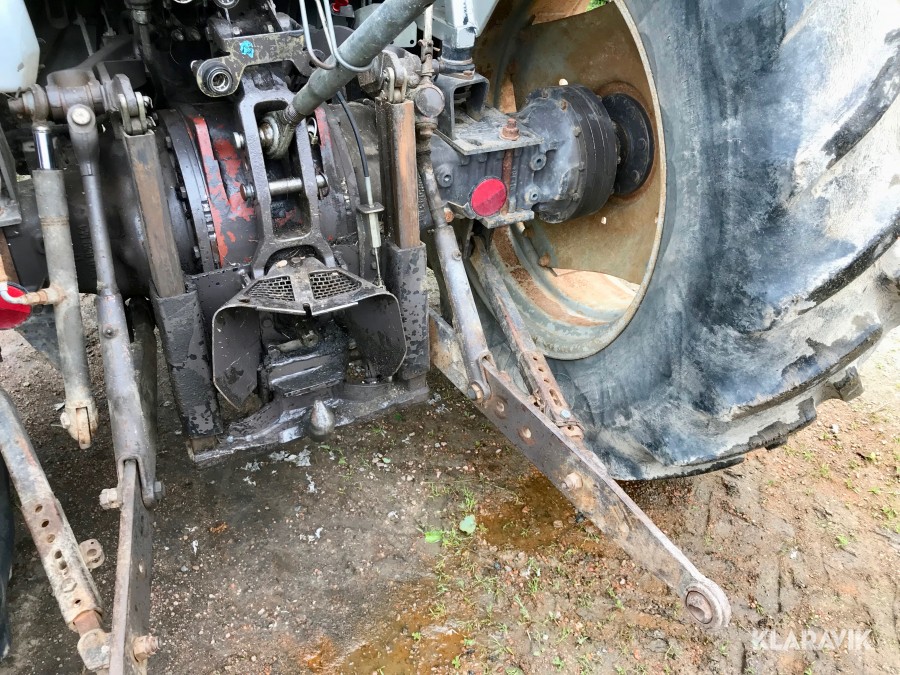 Traktor Massey Ferguson 375