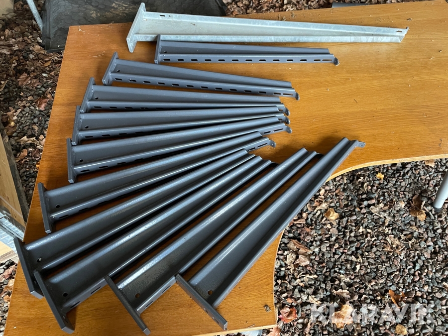 Konsoller, Trollhättan, Klaravik auktioner