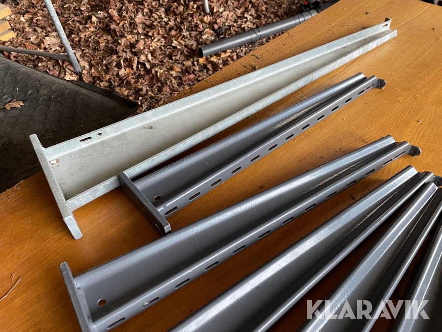 Konsoller, Trollhättan, Klaravik auktioner