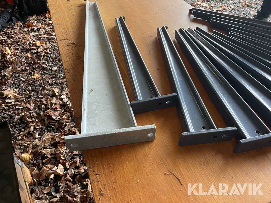 Konsoller, Trollhättan, Klaravik auktioner