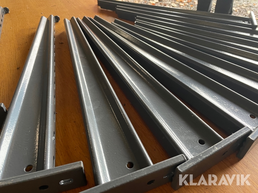 Konsoller, Trollhättan, Klaravik auktioner