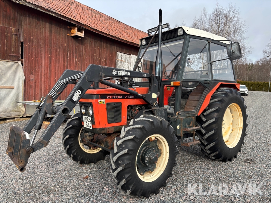 Traktor Zetor 7745
