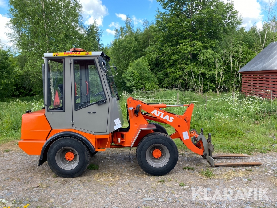 Hjullastare Atlas 32E med tillbehör