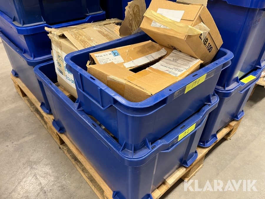 Blandat Parti skruv/bult/ brickor/distanser i plast