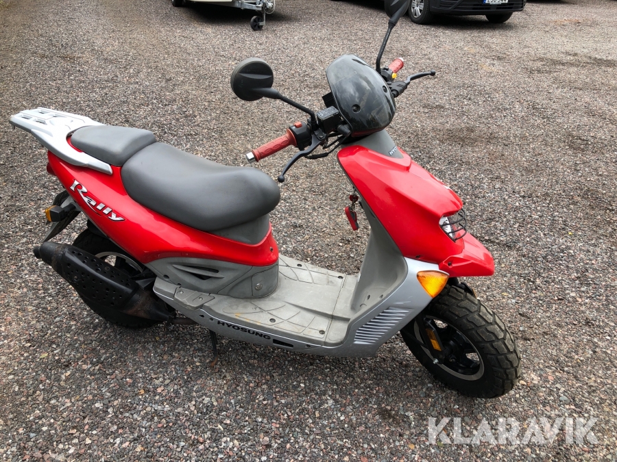 Moped Hyosung Rally