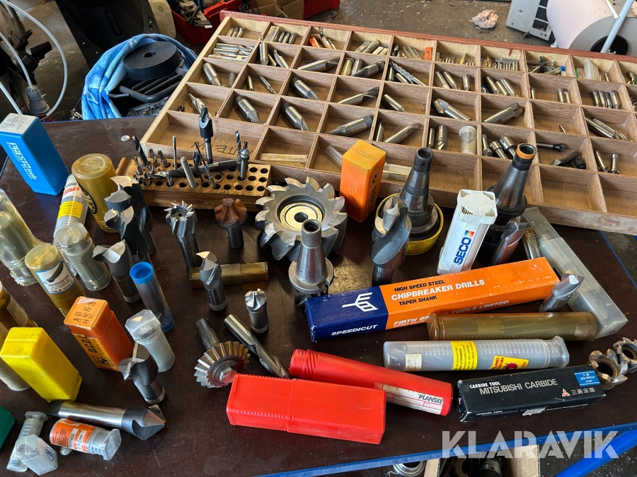 Parti med olika fräsar