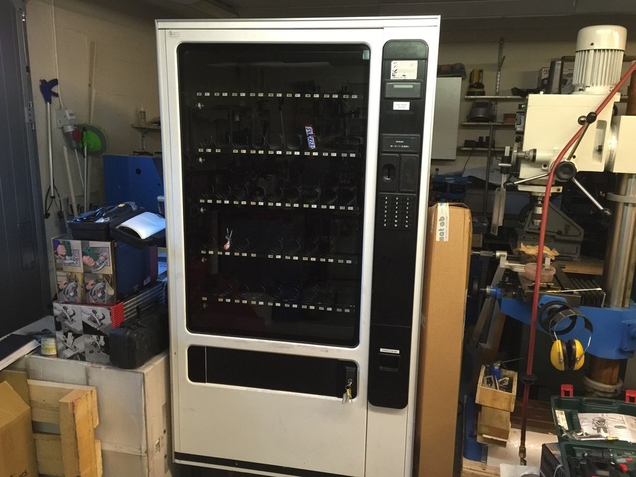 Varuautomat Varu Automat med växlingssystem